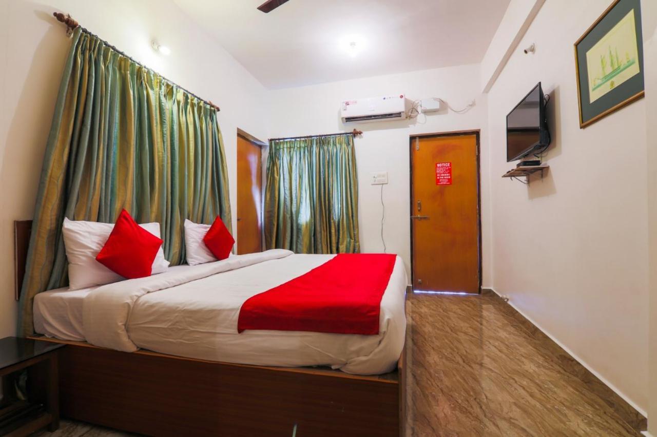 Fullmoon Beach Place Candolim Εξωτερικό φωτογραφία